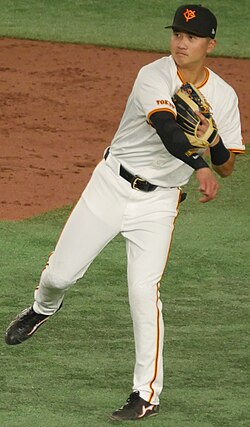 泉口友汰のサムネイル